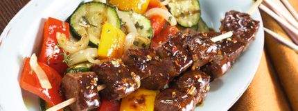 Angerichtes Gericht für das Rezept Filet-Spieße gegrillt