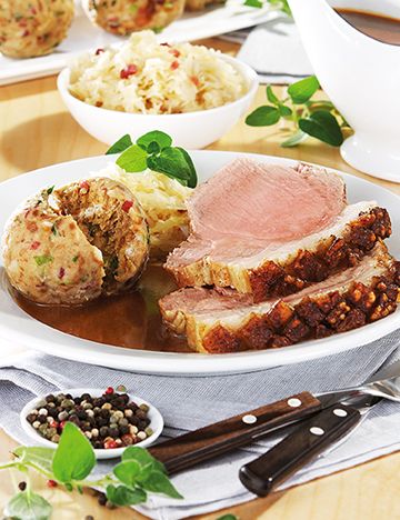 Appetitliches Gericht mit Knödeln